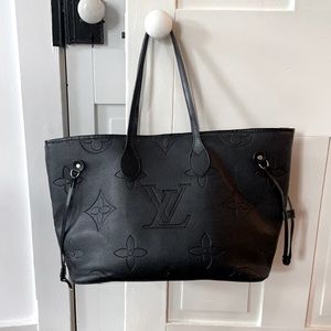 Black Tote